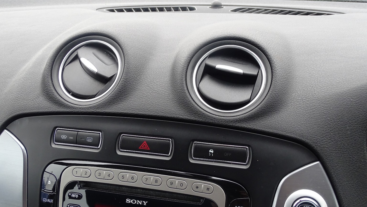 Used Ford Mondeo 2012 for sale - 78045629: Photo 43