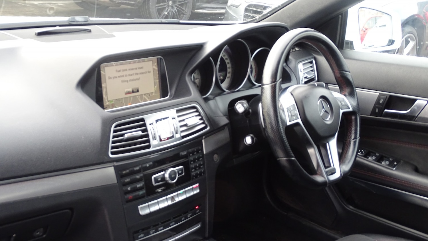 Used Mercedes-Benz E Class 2013 for sale - 77073071: Photo 22