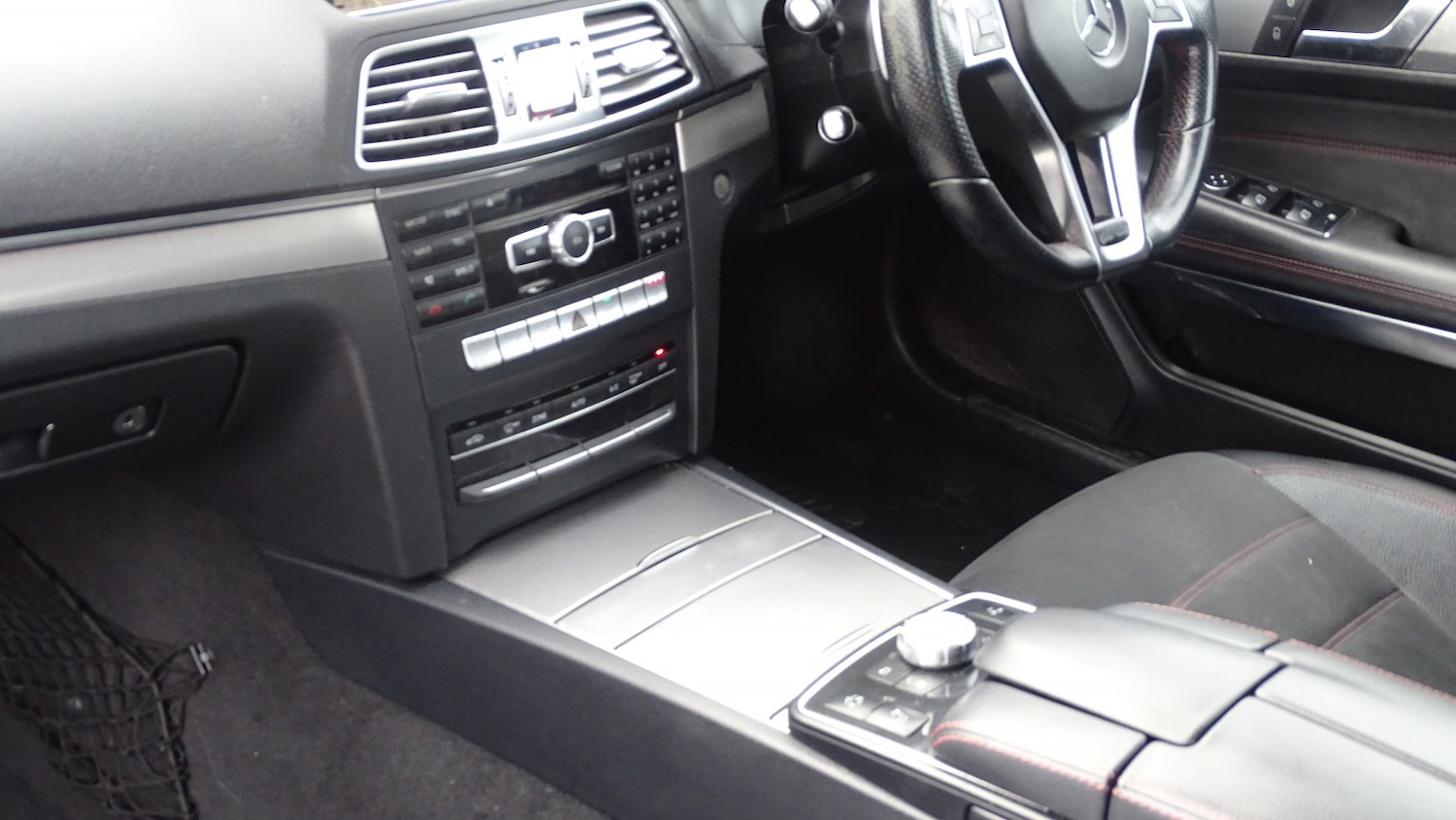 Used Mercedes-Benz E Class 2013 for sale - 77073071: Photo 23