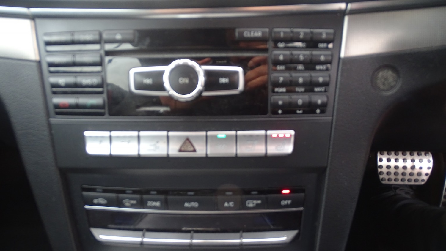 Used Mercedes-Benz E Class 2013 for sale - 77073071: Photo 27