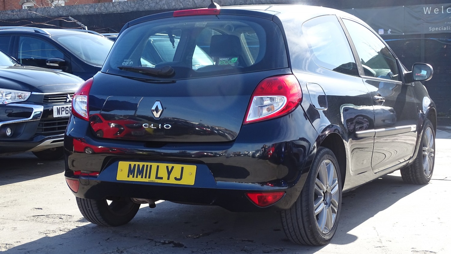 Used Renault Clio 2011 for sale - 77721332: Photo 12