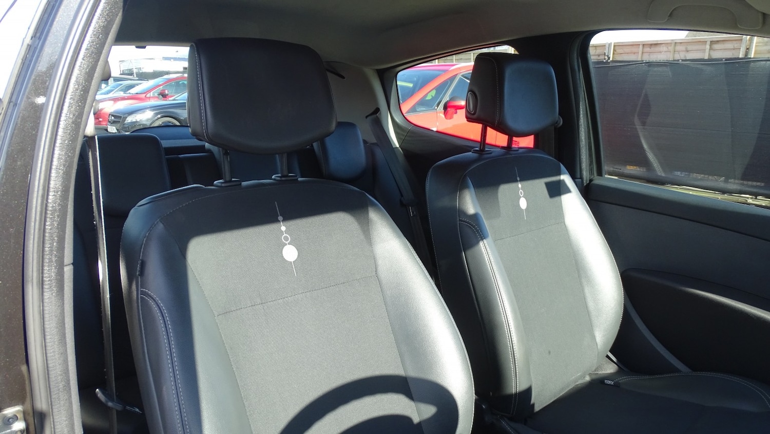 Used Renault Clio 2011 for sale - 77721332: Photo 19