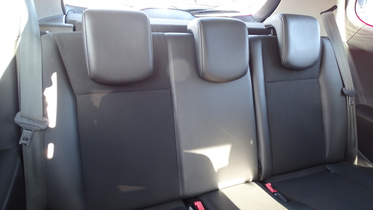 Used Renault Clio 2011 for sale - 77721332: Photo 21