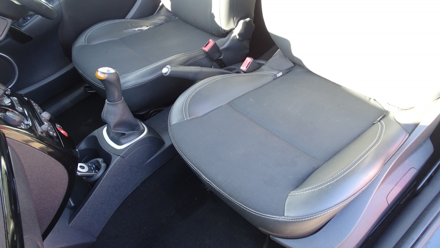 Used Renault Clio 2011 for sale - 77721332: Photo 27