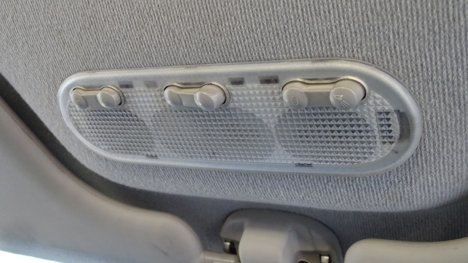 Used Renault Clio 2011 for sale - 77721332: Photo 37