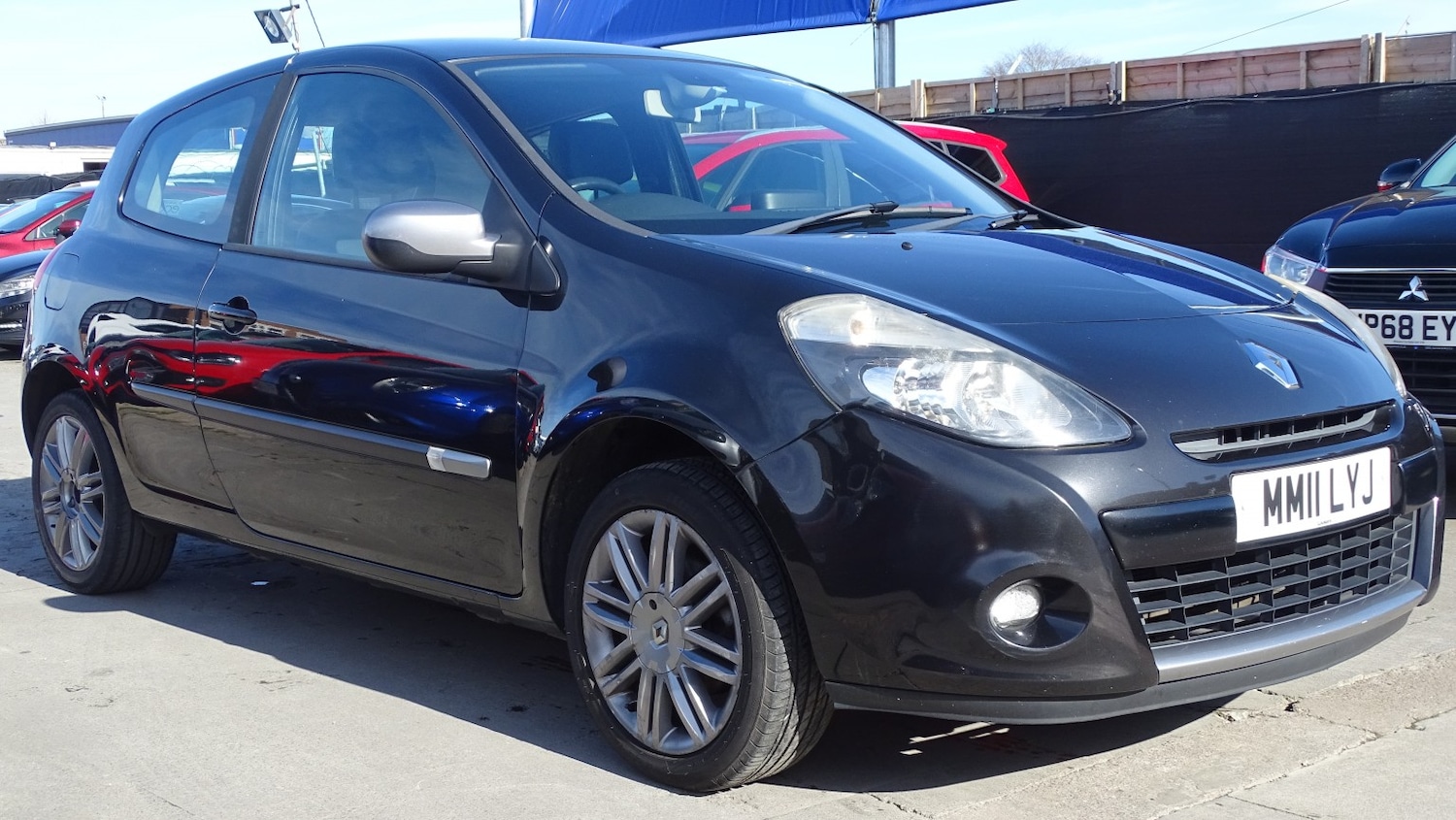 Used Renault Clio 2011 for sale - 77721332: Photo 4