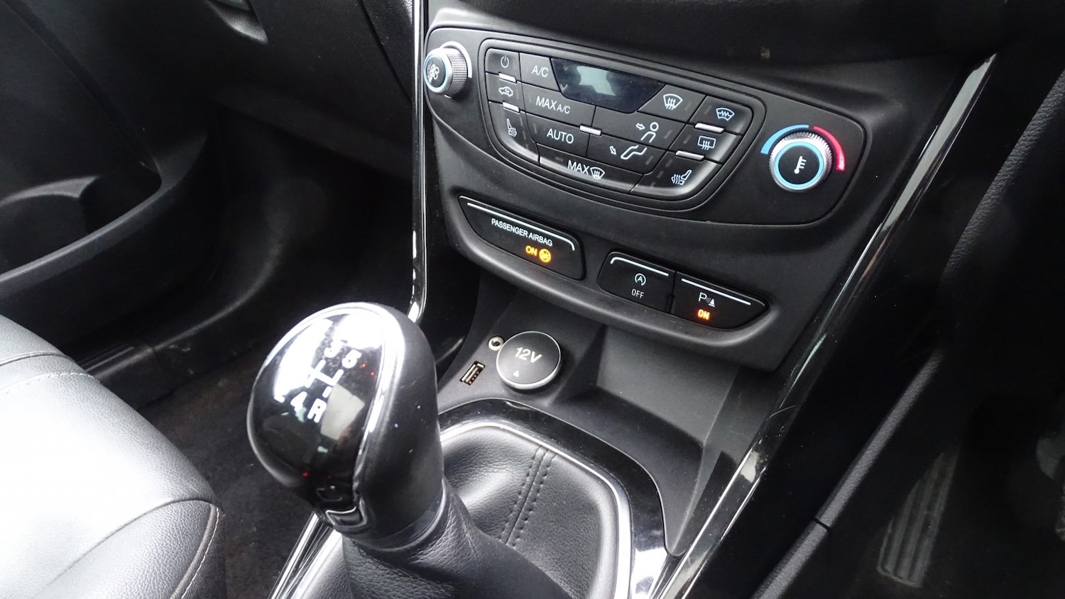 Used Ford B-MAX 2015 for sale - 77237009: Photo 42