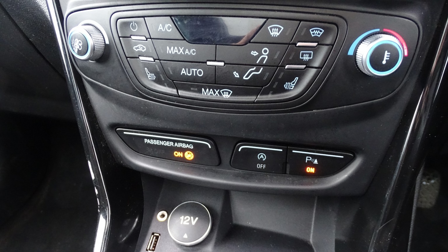 Used Ford B-MAX 2015 for sale - 77237009: Photo 43