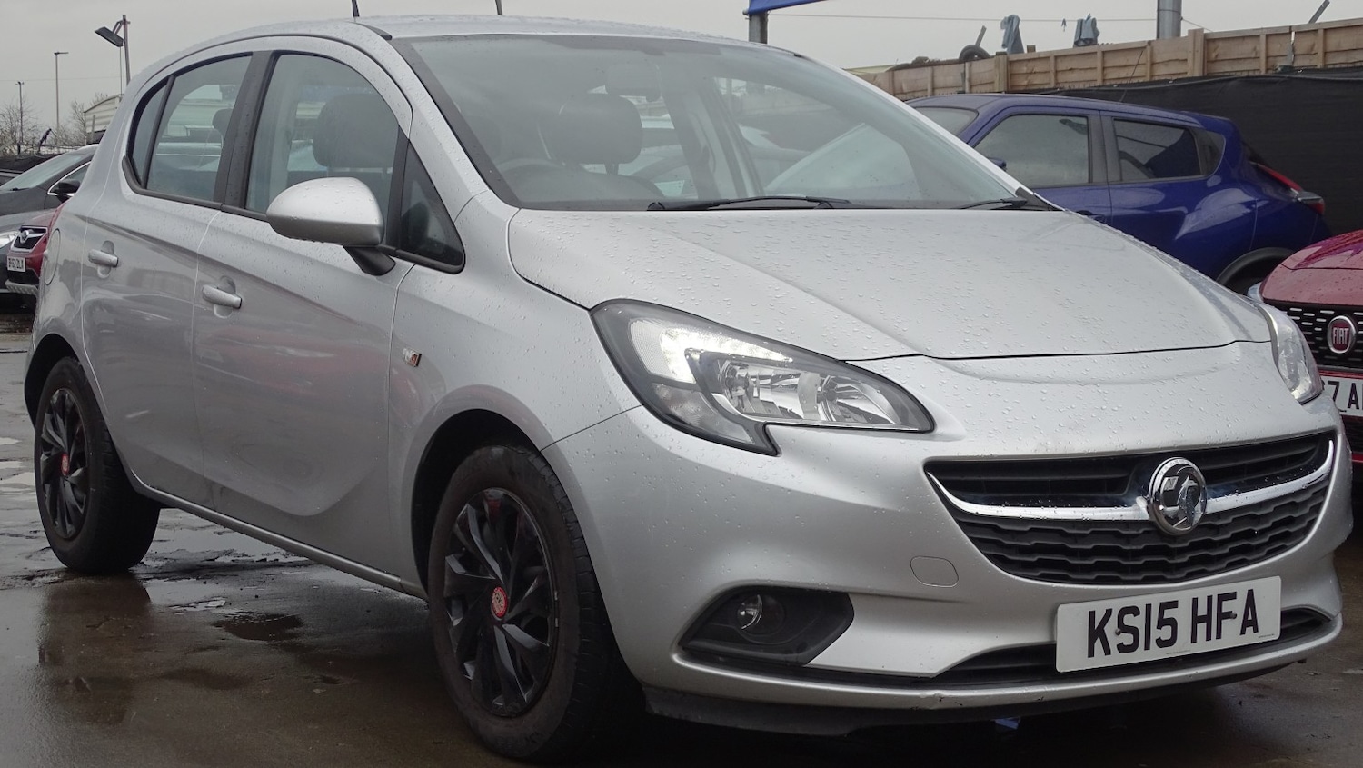 Used Vauxhall Corsa 2015 for sale - 76951025: Photo 2