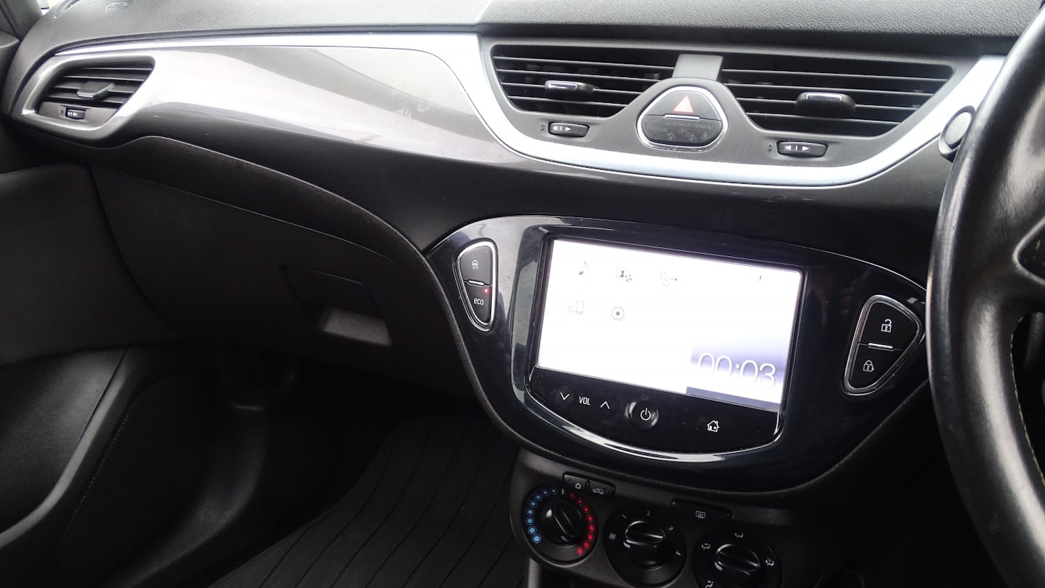 Used Vauxhall Corsa 2015 for sale - 76951025: Photo 44