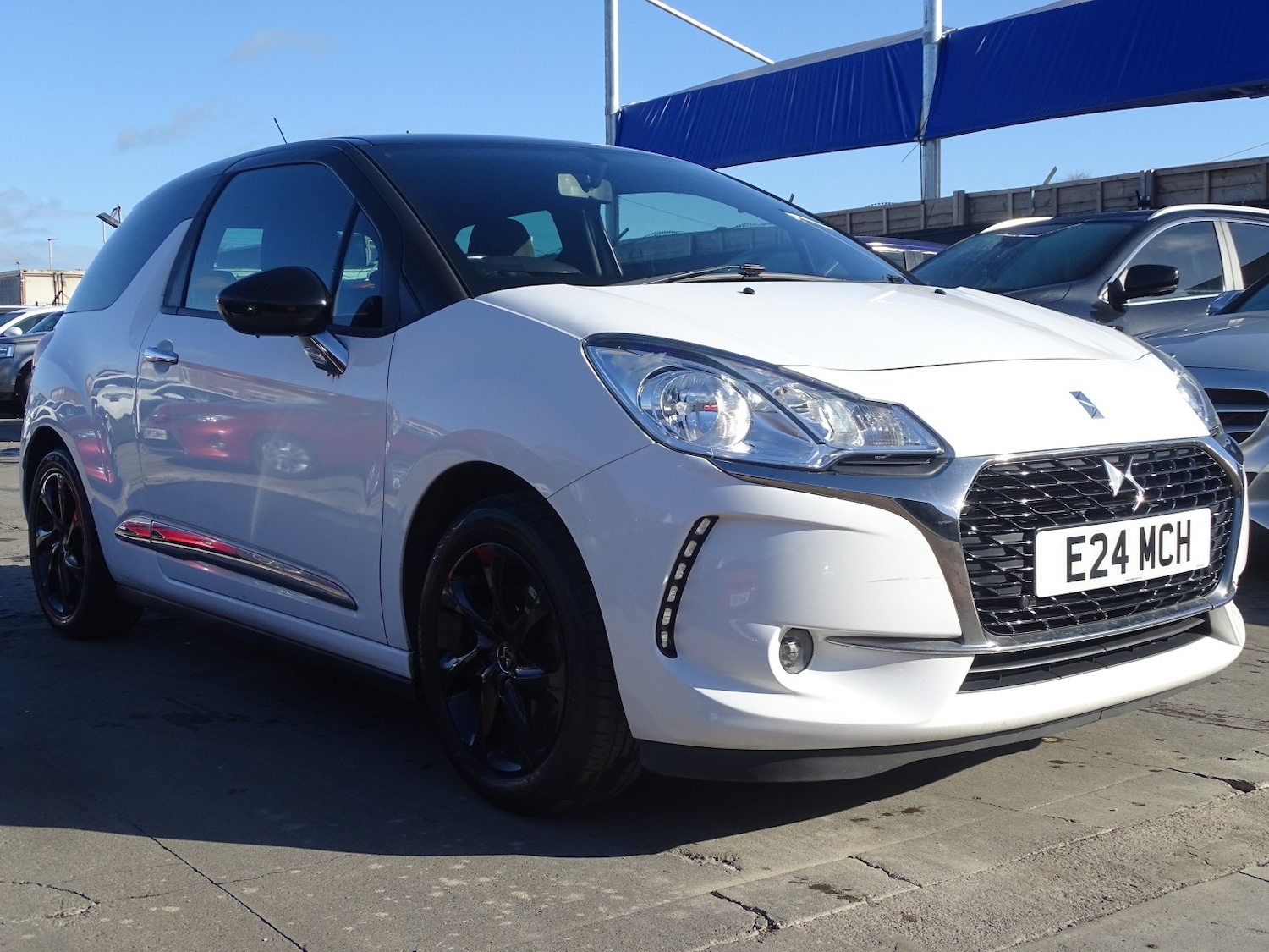 Used DS Automobiles DS 3 2017 for sale - 76369244: Photo 2