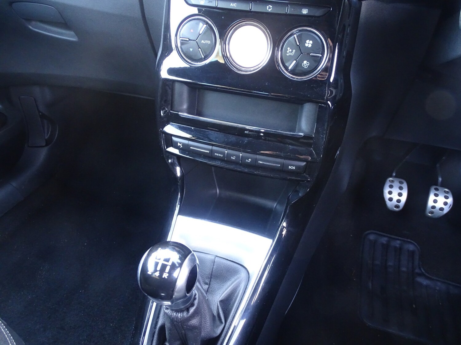 Used DS Automobiles DS 3 2017 for sale - 76369244: Photo 35