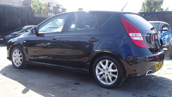 Used Hyundai i30 2010 for sale - 75529935: Photo 12