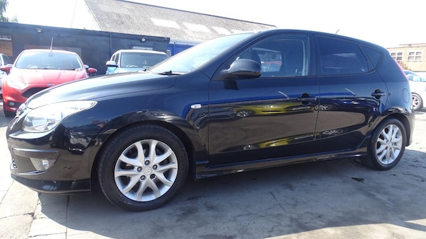 Used Hyundai i30 2010 for sale - 75529935: Photo 13