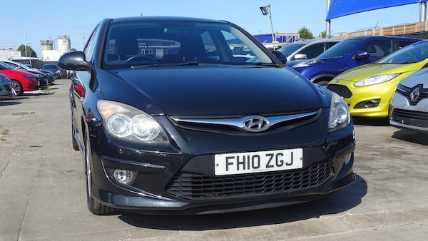 Used Hyundai i30 2010 for sale - 75529935: Photo 1