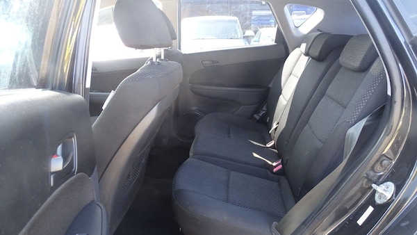 Used Hyundai i30 2010 for sale - 75529935: Photo 27