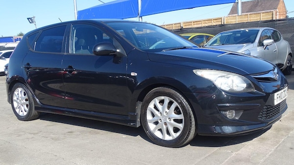 Used Hyundai i30 2010 for sale - 75529935: Photo 3