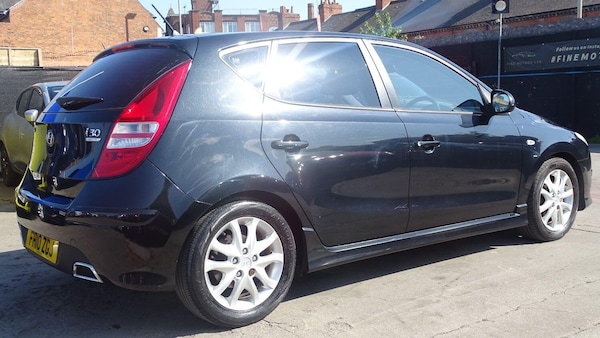 Used Hyundai i30 2010 for sale - 75529935: Photo 8