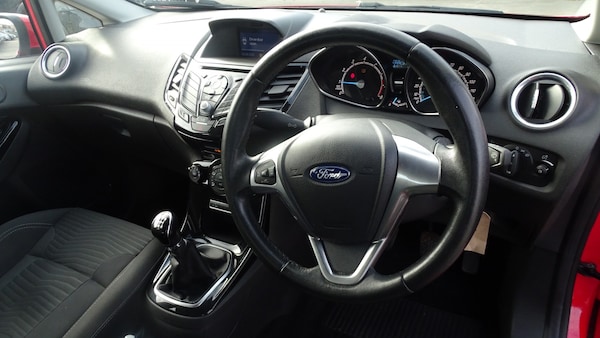 Used Ford Fiesta 2016 for sale - 76058028: Photo 28