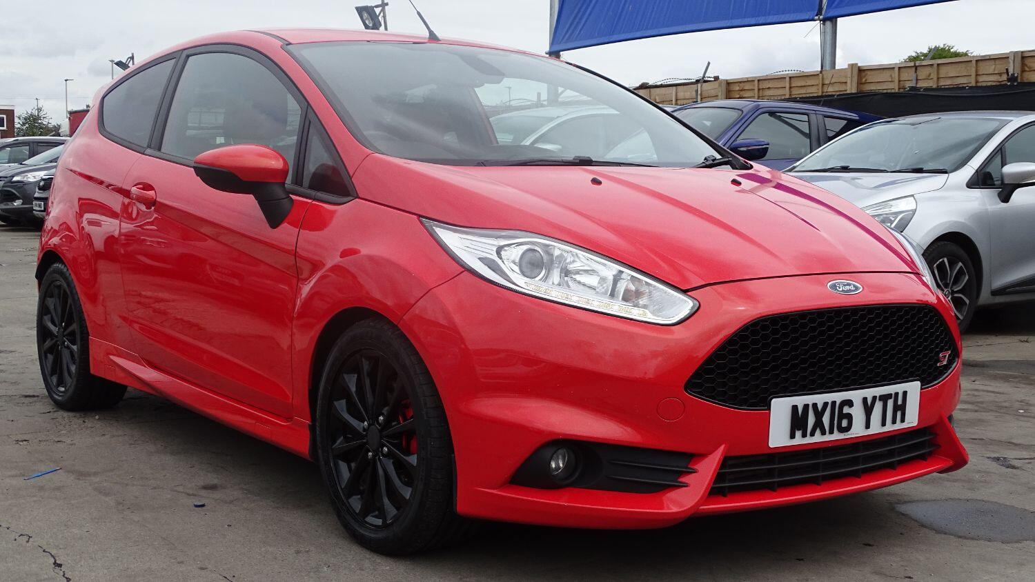 Used Ford Fiesta 2016 for sale - 76769129: Photo 2