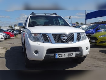 Used Nissan Navara 2014 for sale - 75529798: Photo