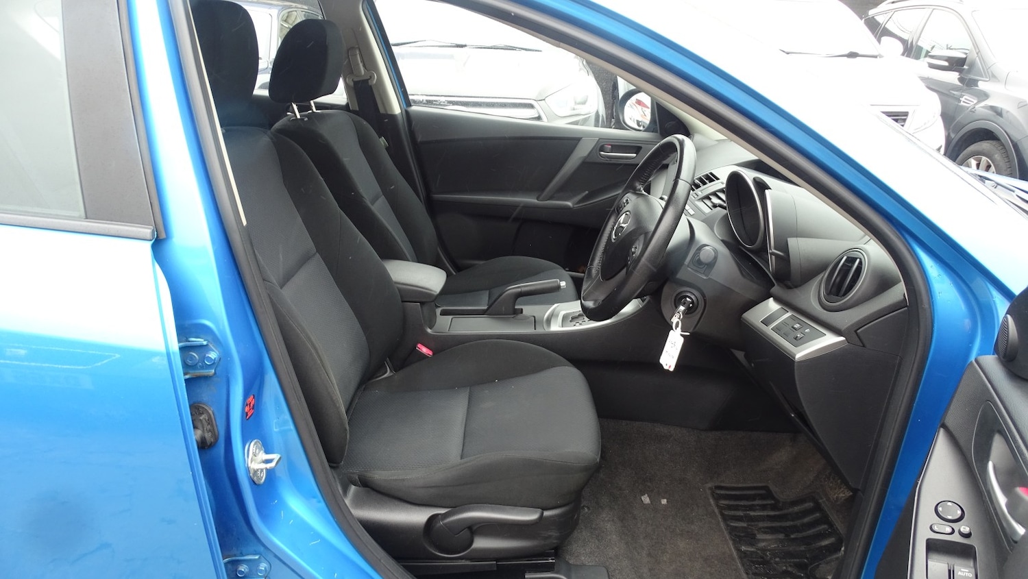 Used Mazda Mazda3 2010 for sale - 78045613: Photo 19