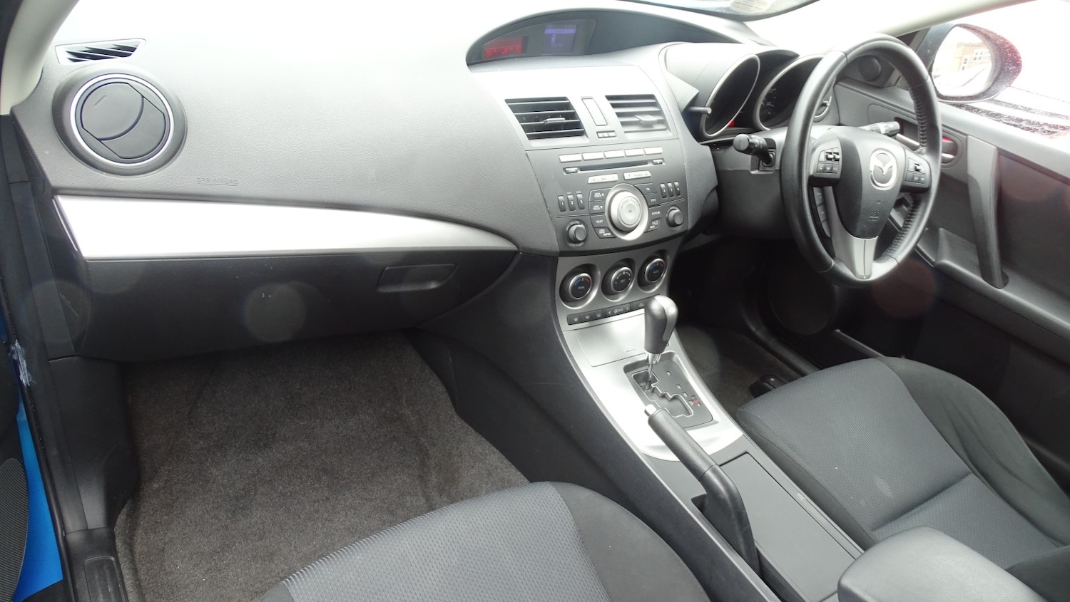 Used Mazda Mazda3 2010 for sale - 78045613: Photo 34