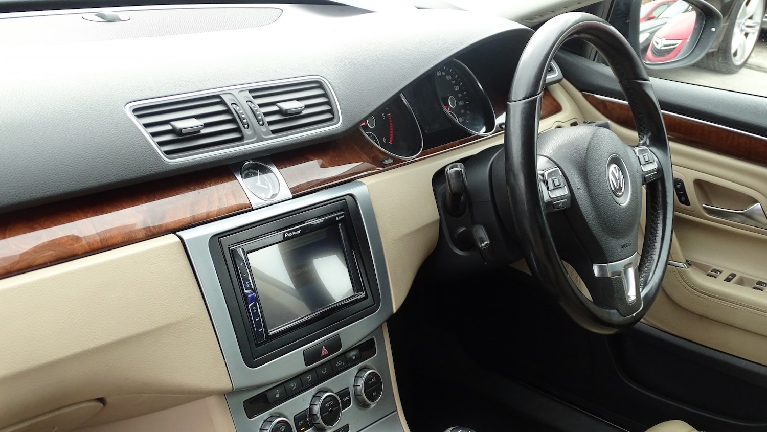 Used Volkswagen CC 2013 for sale - 77991804: Photo 27