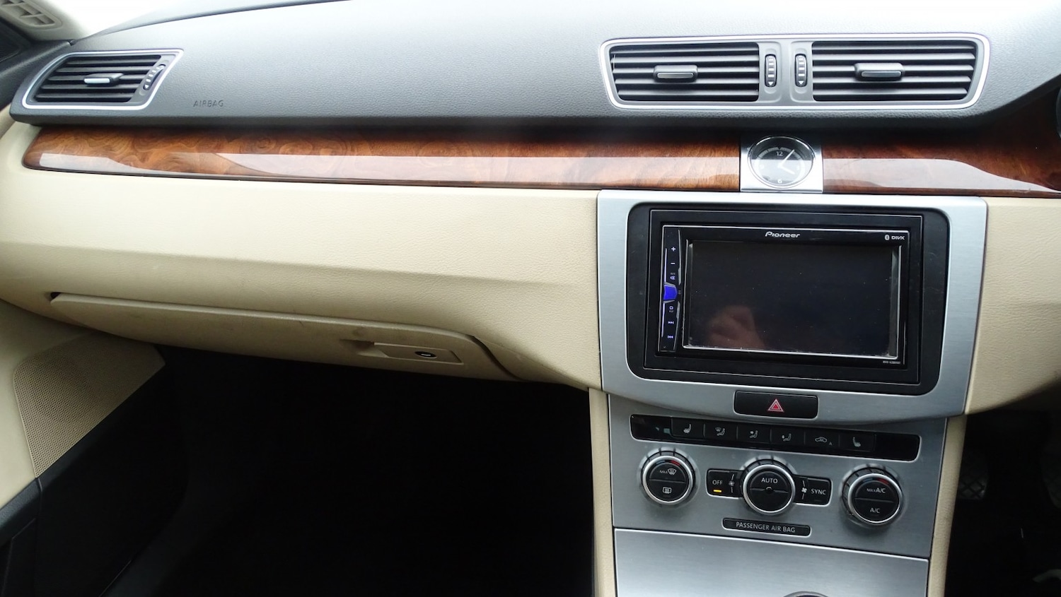 Used Volkswagen CC 2013 for sale - 77991804: Photo 30