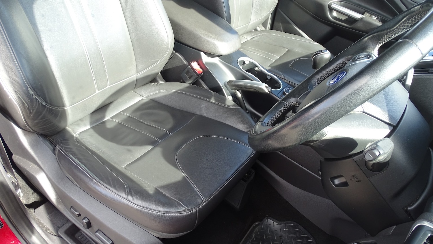 Used Ford Kuga 2015 for sale - 78141090: Photo 25