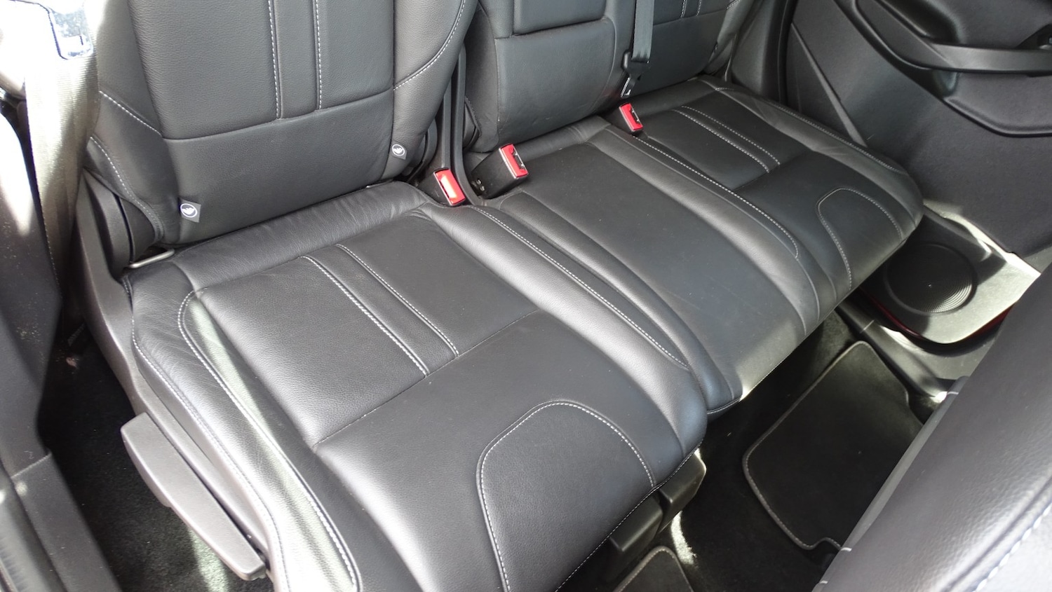 Used Ford Kuga 2015 for sale - 78141090: Photo 28