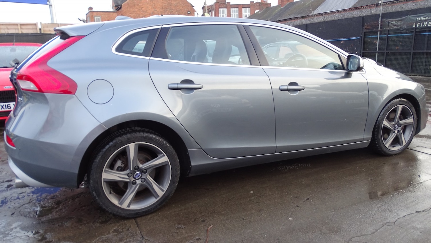 Used Volvo V40 2015 for sale - 77118545: Photo 12