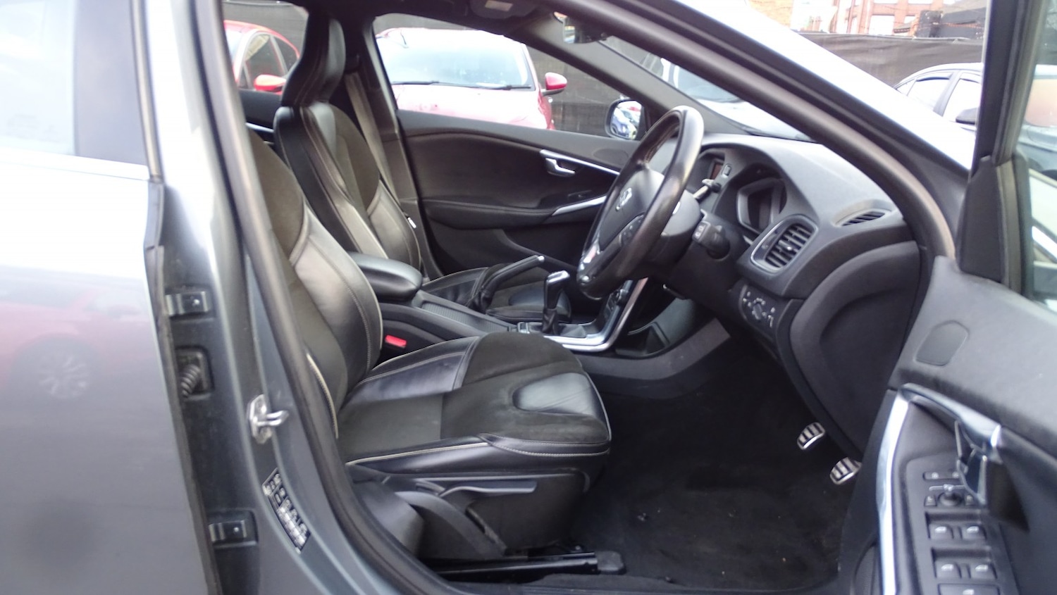 Used Volvo V40 2015 for sale - 77118545: Photo 17