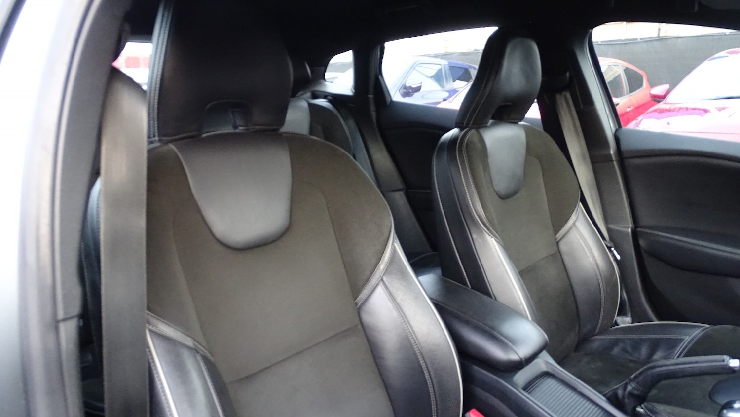 Used Volvo V40 2015 for sale - 77118545: Photo 19