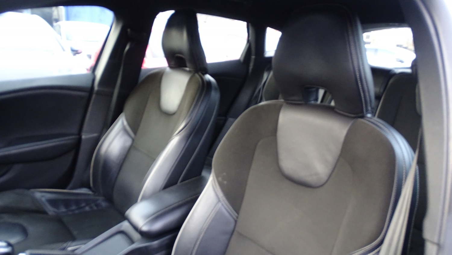 Used Volvo V40 2015 for sale - 77118545: Photo 28