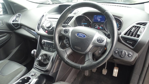 Used Ford Kuga 2015 for sale - 74571314: Photo 26