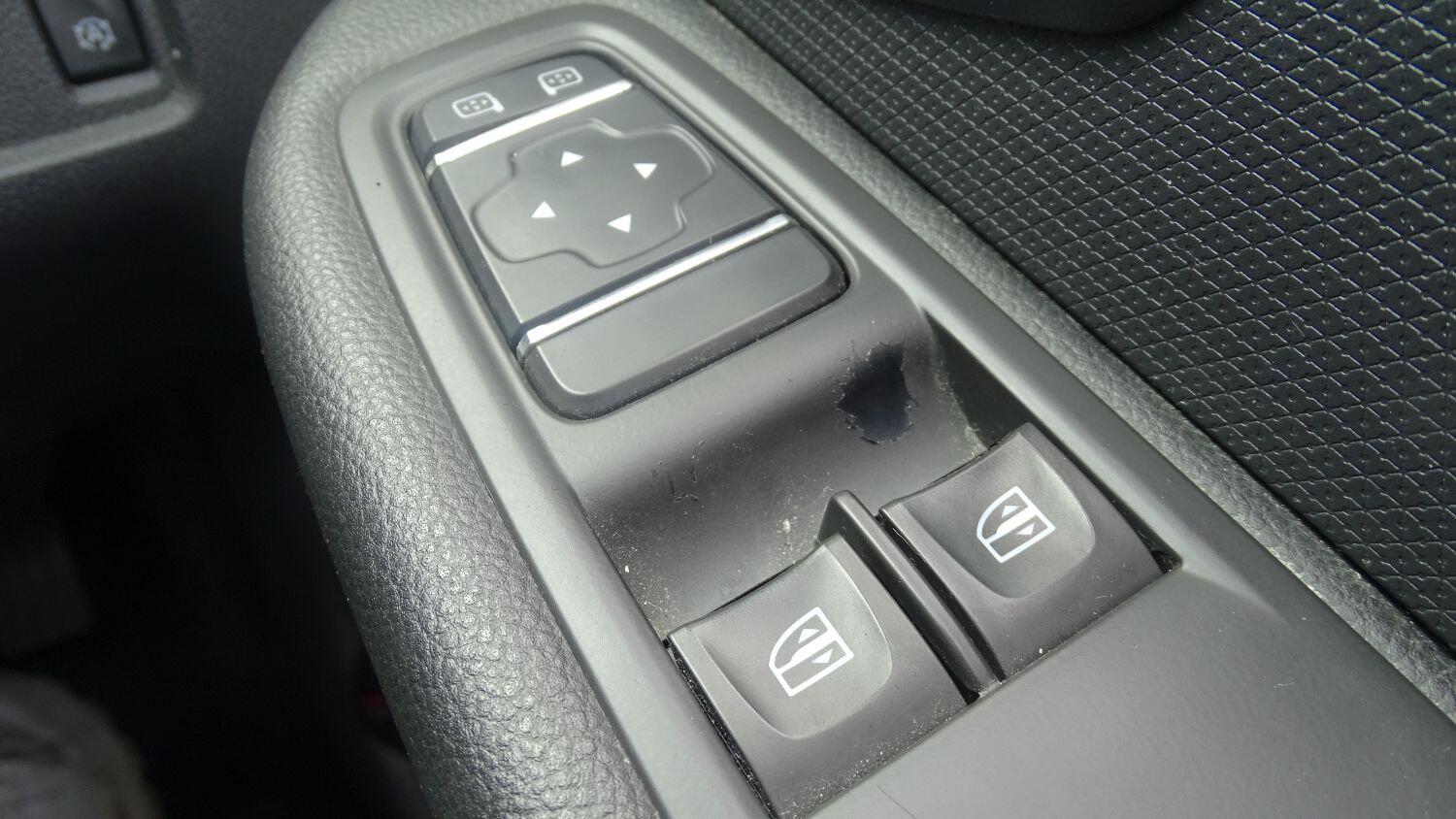 Used Renault Clio 2025 for sale - 76769142: Photo 42