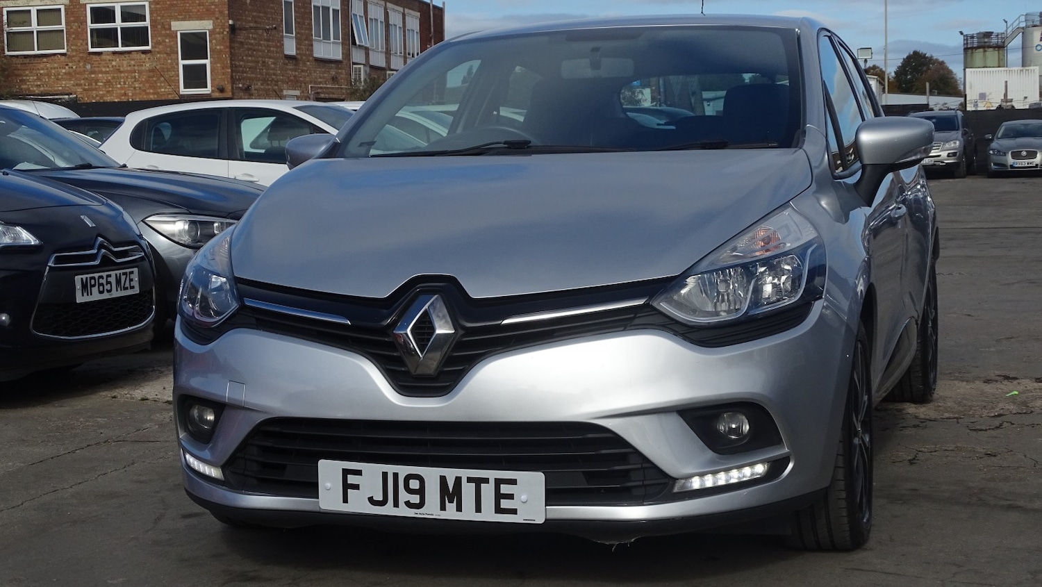 Used Renault Clio 2025 for sale - 76769142: Photo 6
