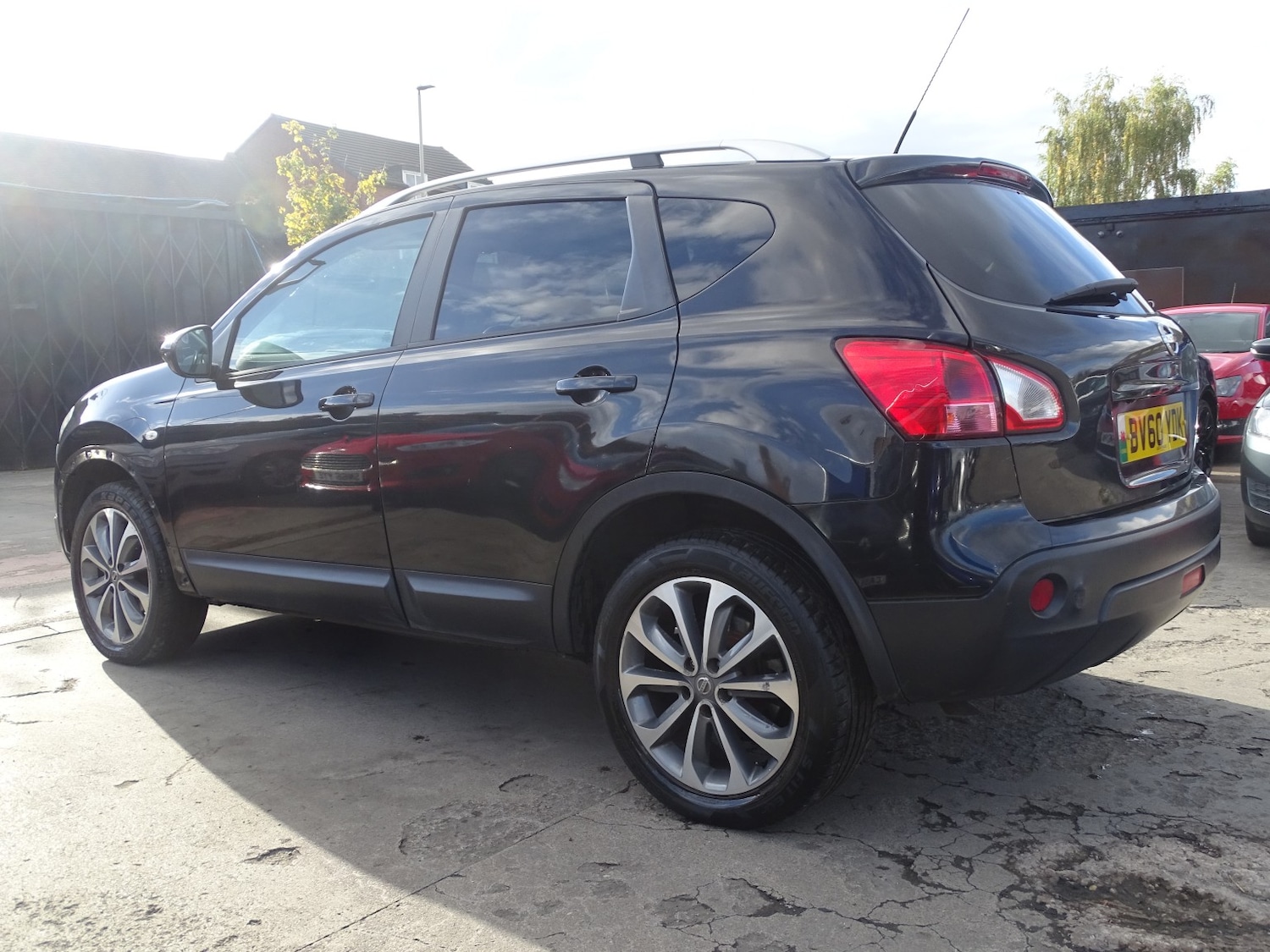 Used Nissan Qashqai 2010 for sale - 76347199: Photo 13