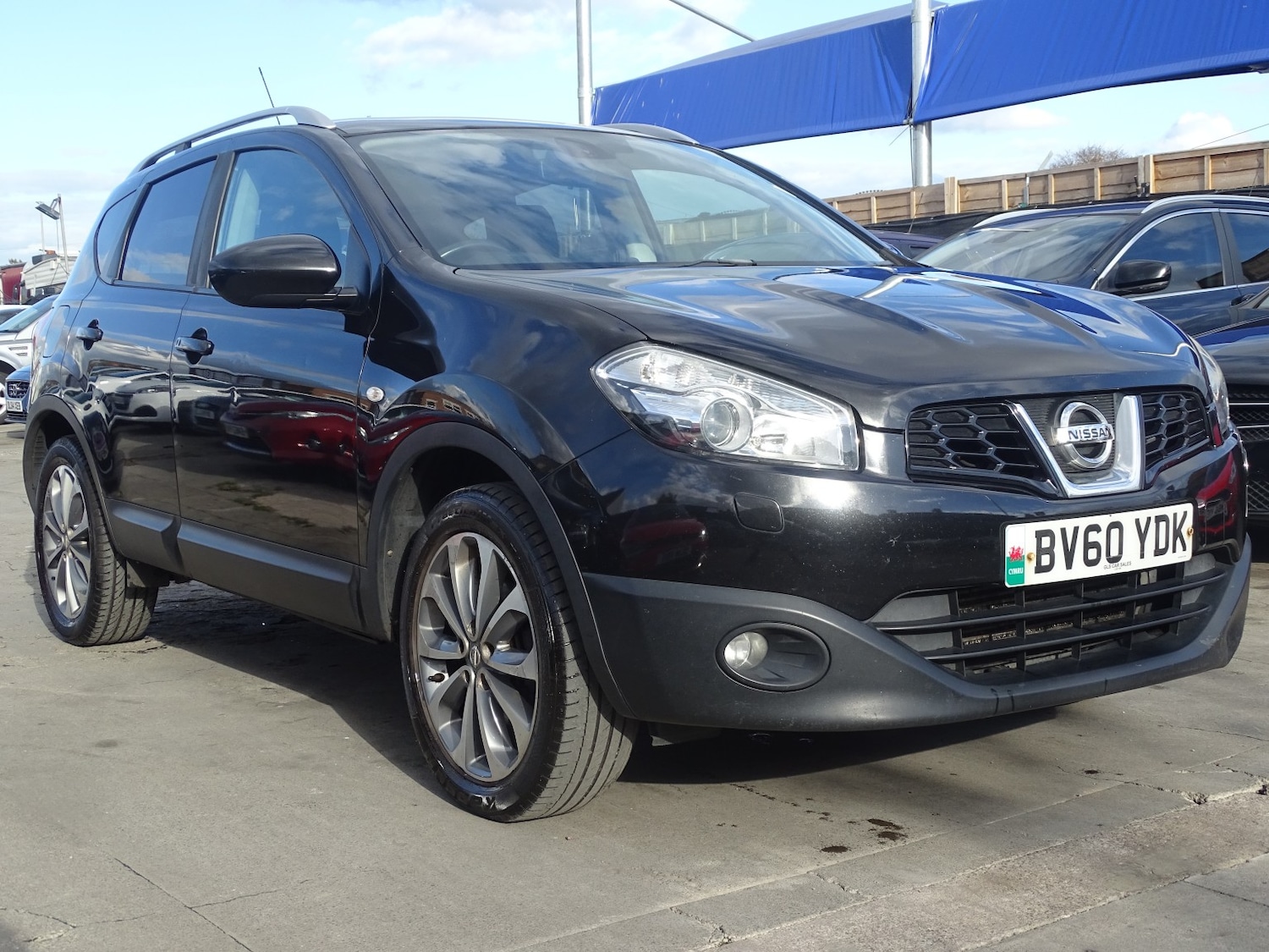 Used Nissan Qashqai 2010 for sale - 76347199: Photo 2
