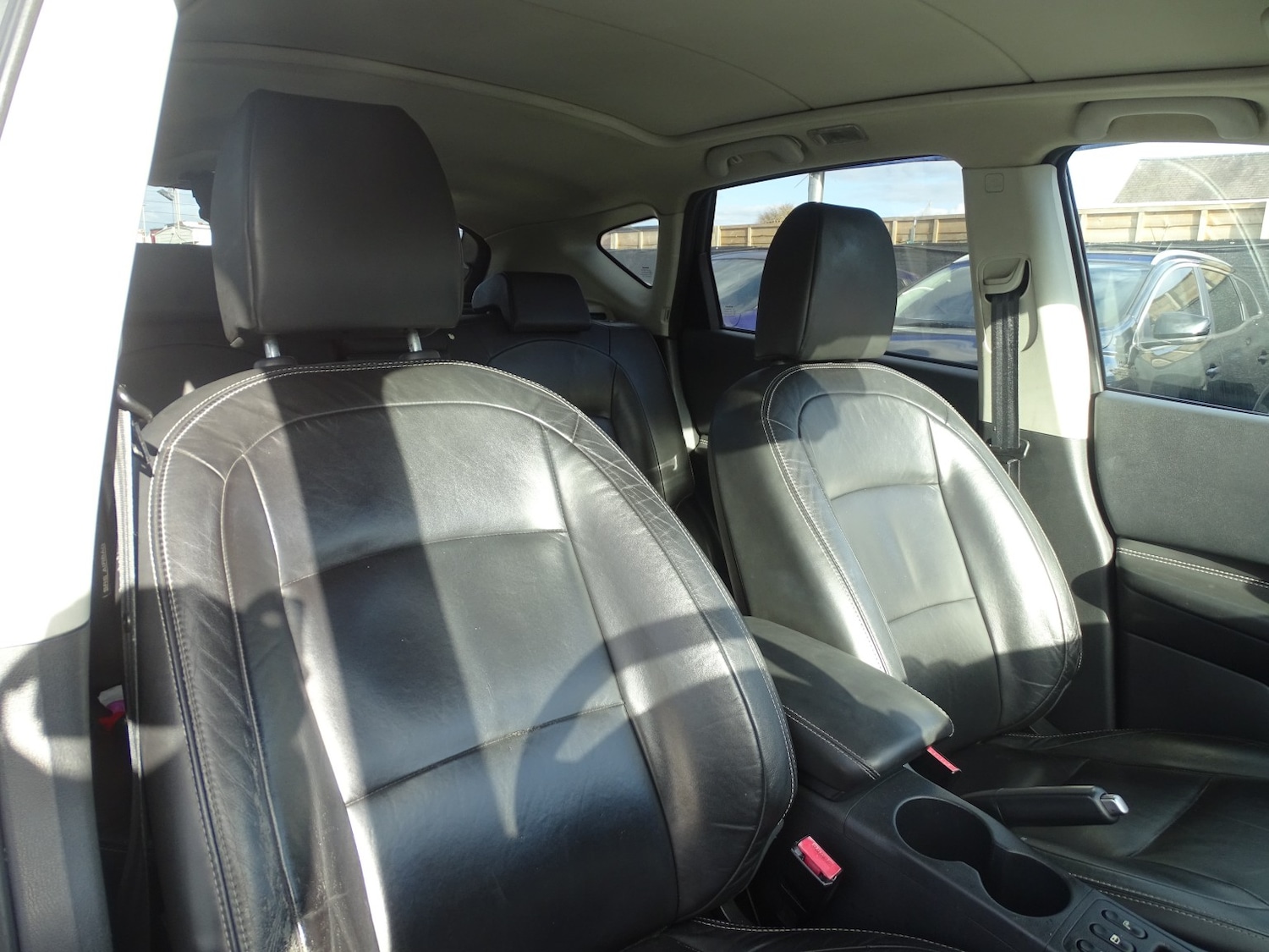 Used Nissan Qashqai 2010 for sale - 76347199: Photo 20