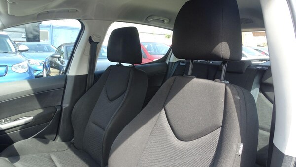 Used Peugeot 308 2011 for sale - 75457464: Photo 25