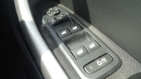 Used Peugeot 308 2011 for sale - 75457464: Photo 31