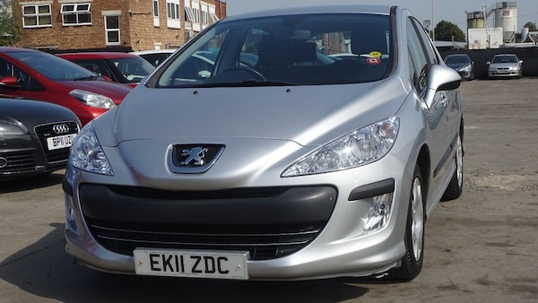 Used Peugeot 308 2011 for sale - 75457464: Photo 6