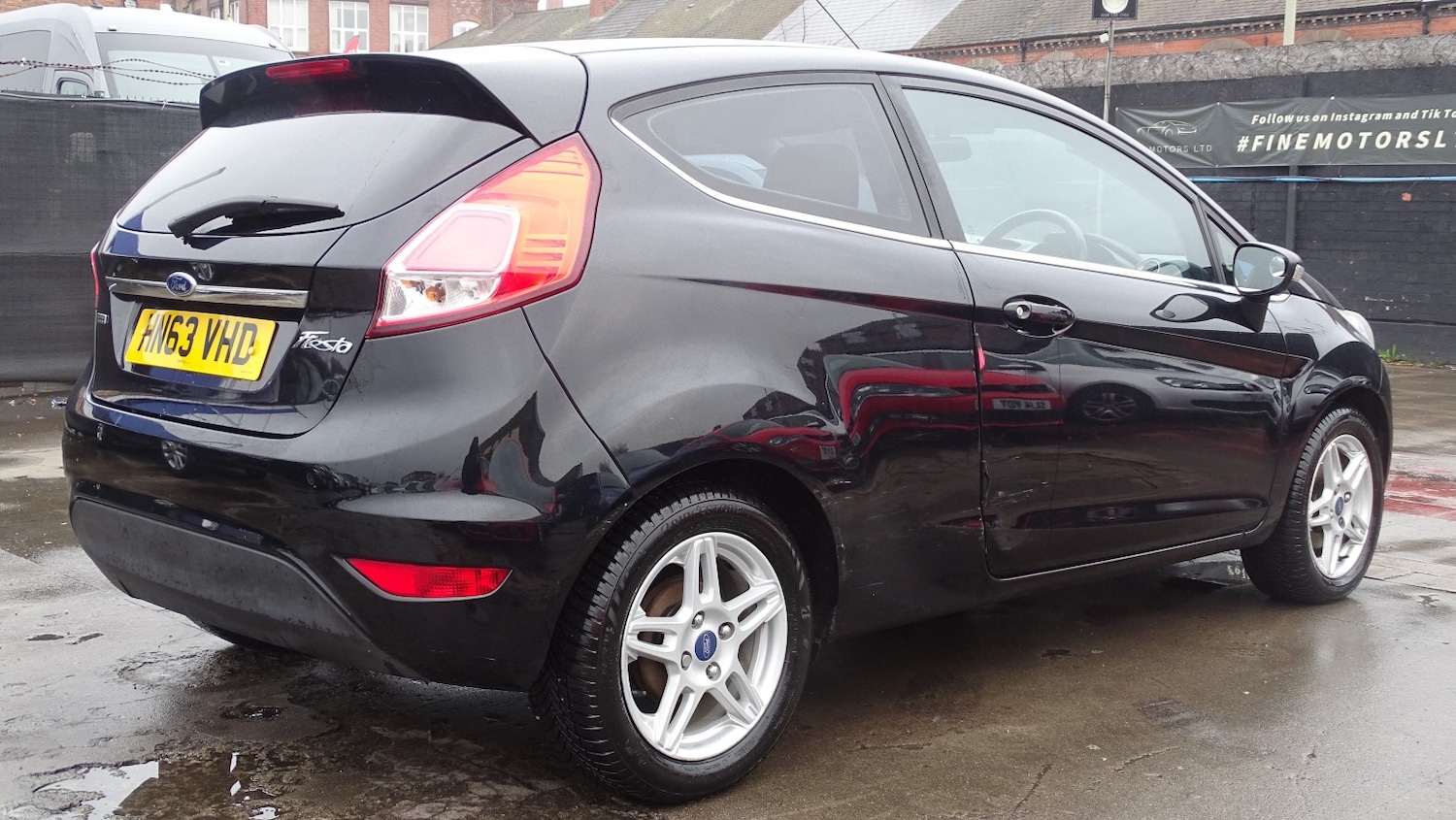 Used Ford Fiesta 2013 for sale - 76687189: Photo 11