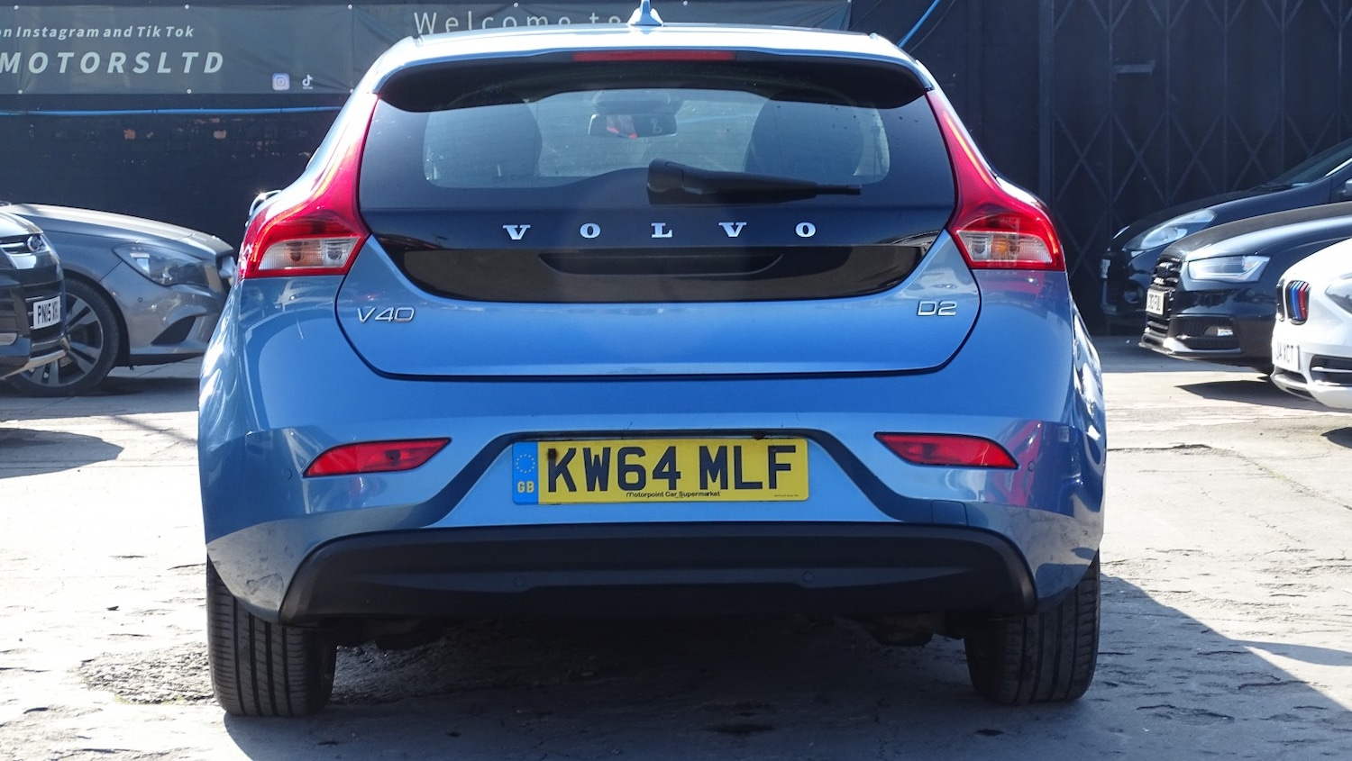 Used Volvo V40 2015 for sale - 77766519: Photo 11