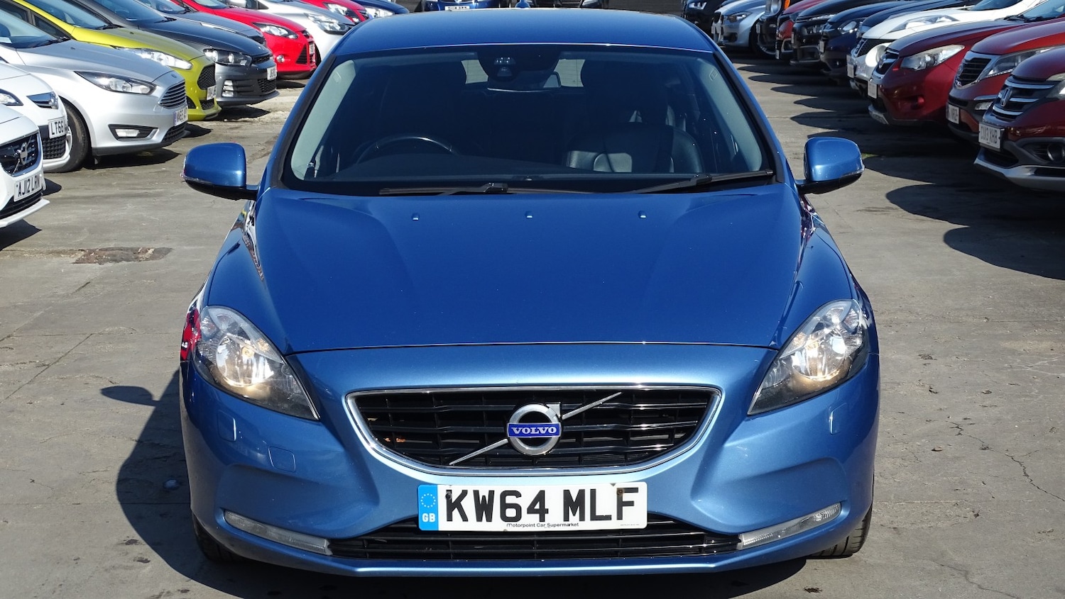 Used Volvo V40 2015 for sale - 77766519: Photo 18