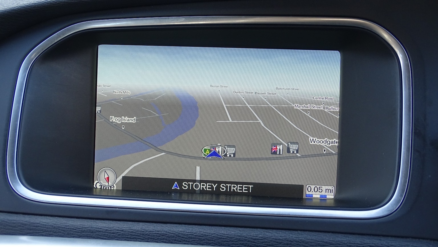 Used Volvo V40 2015 for sale - 77766519: Photo 42