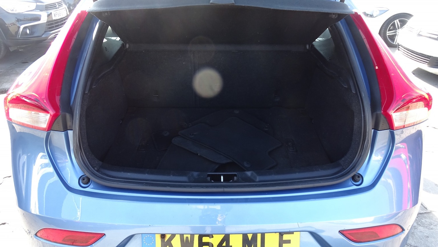 Used Volvo V40 2015 for sale - 77766519: Photo 46