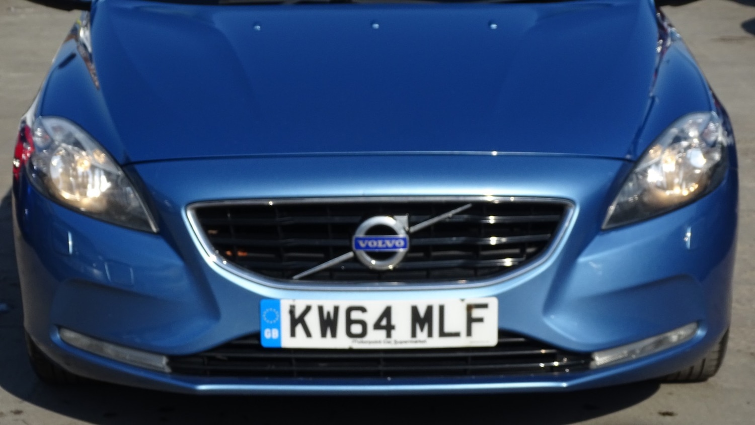 Used Volvo V40 2015 for sale - 77766519: Photo 7